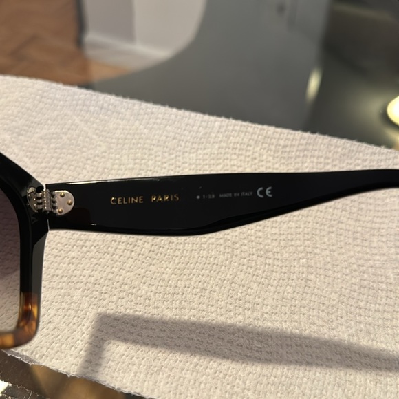 Celine Sunglasses - style: CL 4004IN. In perfect condition! No scratches. - Picture 3 of 6